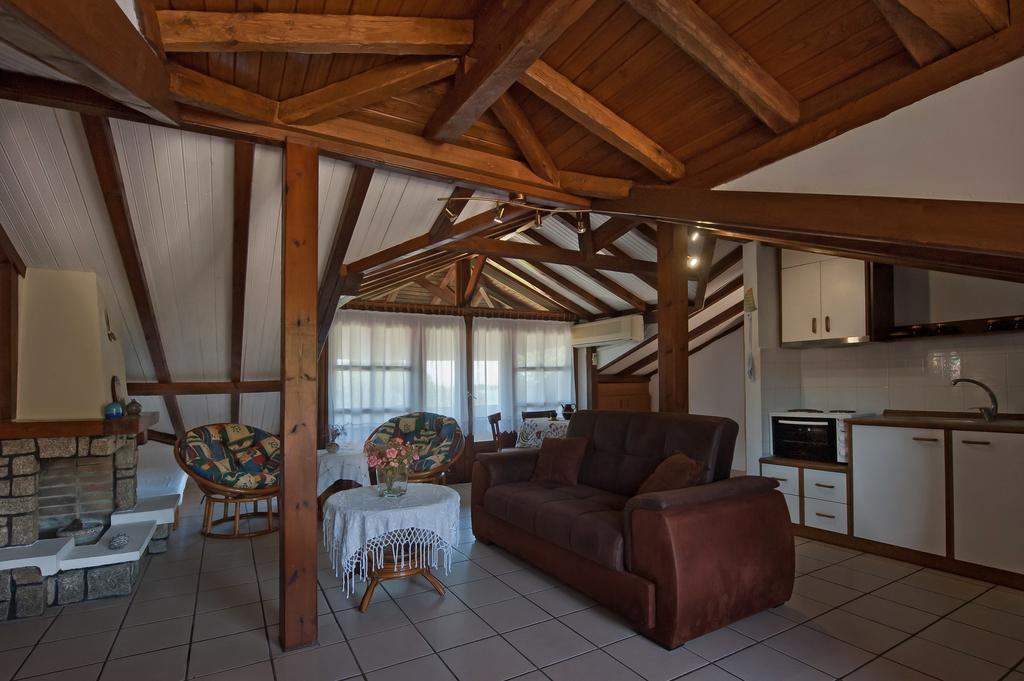 Kamares House Apartments & Studios Vourvourou Pokoj fotografie